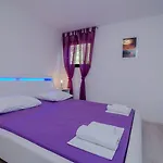 Sofia 3* مالي لوشينغْ